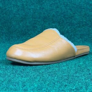 OluKai Konea Leather Slippers Tan Real Sheep Fur Lining Womens 8 Comfort Slip On